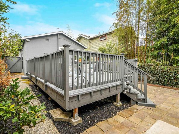 3911 Vale Ave, Oakland CA 94619