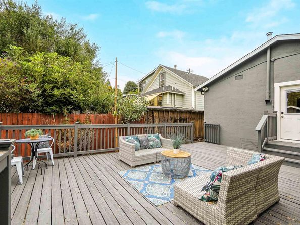 3911 Vale Ave, Oakland CA 94619