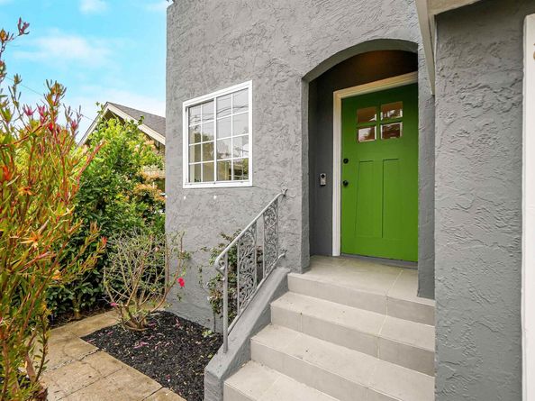 3911 Vale Ave, Oakland CA 94619