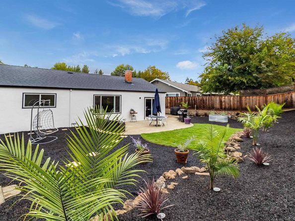 5644 Likins Ave, Martinez CA 94553