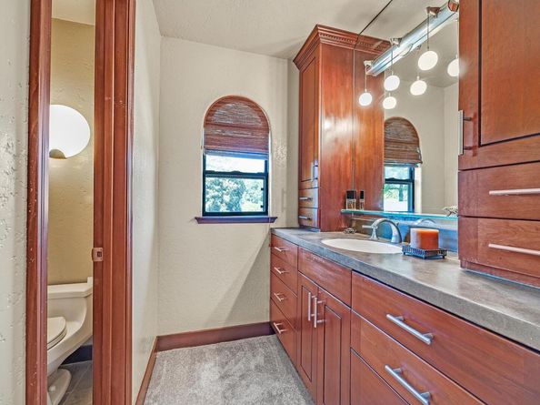 141 Ray St, Pleasanton CA 94566