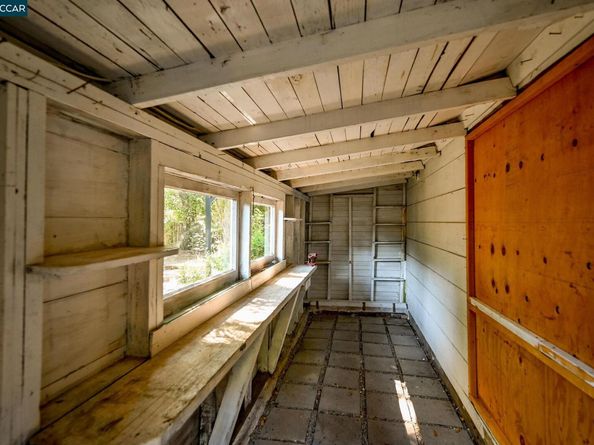16 Stanley Ct, Lafayette CA 94595