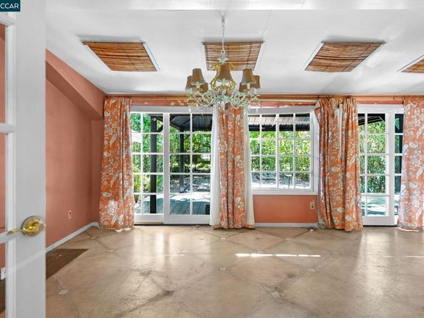 16 Stanley Ct, Lafayette CA 94595