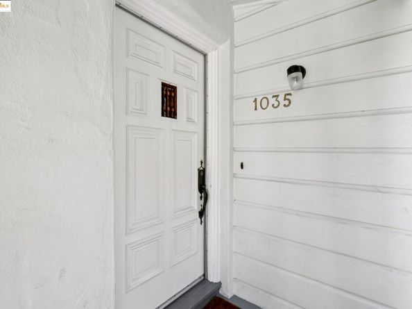 1033 Walker Ave, Oakland CA 94610