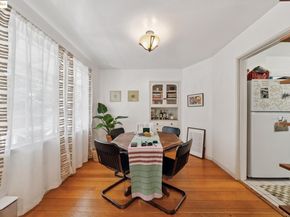 1033 Walker Ave, Oakland CA 94610