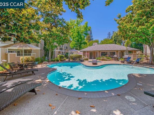 2530 Oak Rd 303, Walnut Creek CA 94597