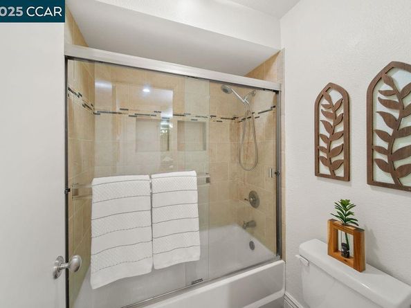 2530 Oak Rd 303, Walnut Creek CA 94597