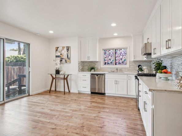 1900 Chestnut Street, Santa Clara CA 95054