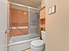 320 Lee St 405, Oakland CA 94610