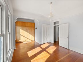 1746 8th Street, Oakland CA 94607