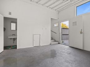 1746 8th Street, Oakland CA 94607