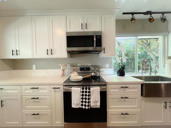 148 Ascot Ct 1, Moraga CA 94556