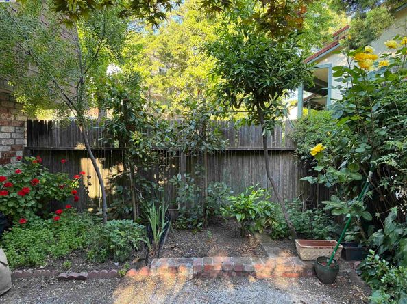 148 Ascot Ct 1, Moraga CA 94556