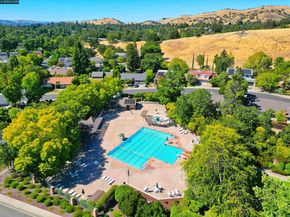 1084 Southdown Court, Walnut Creek CA 94596
