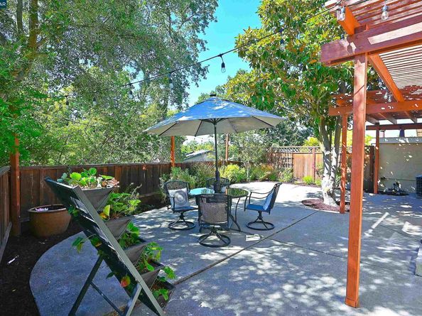 1084 Southdown Court, Walnut Creek CA 94596
