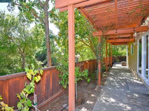 1084 Southdown Court, Walnut Creek CA 94596
