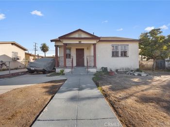 1122 W 77th Street