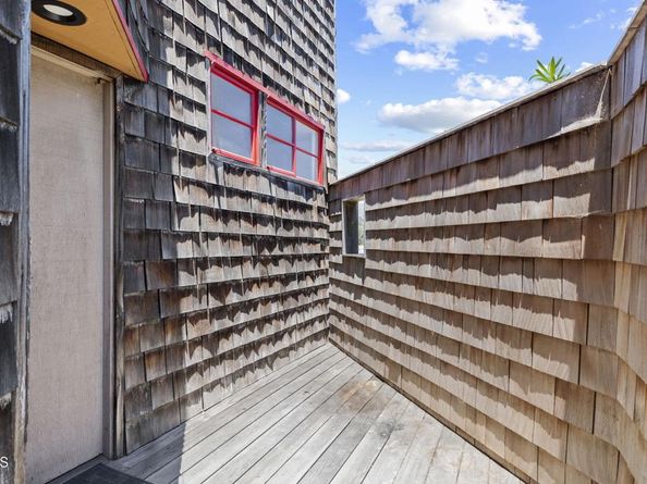 29235 Heathercliff Road 12, Malibu CA 90265