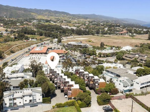 29235 Heathercliff Road 12, Malibu CA 90265