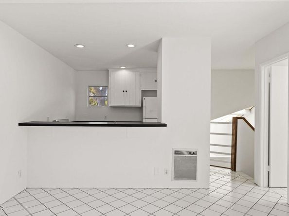 29235 Heathercliff Road 12, Malibu CA 90265