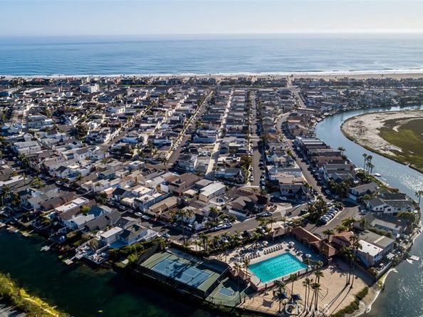 315 Lugonia Street, Newport Beach CA 92663