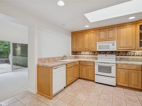 24731 Daphne E, Mission Viejo CA 92691