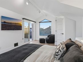 3912 River Ave, Newport Beach CA 92663