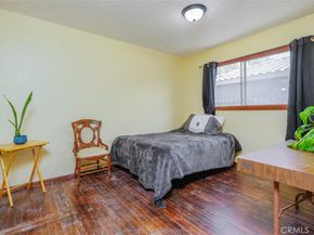 674 Senate Street, Costa Mesa CA 92627