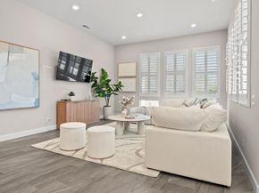 16750 Coyote Bush Drive 19, San Diego CA 92127