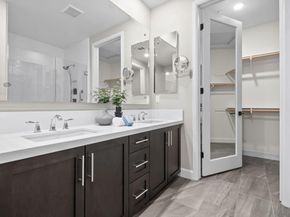 16750 Coyote Bush Drive 19, San Diego CA 92127