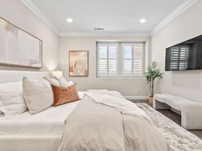 16750 Coyote Bush Drive 19, San Diego CA 92127