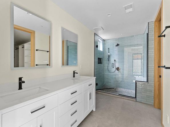 2670 Roosevelt Street, Carlsbad CA 92008