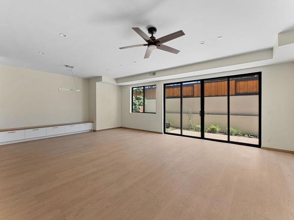 2670 Roosevelt Street, Carlsbad CA 92008