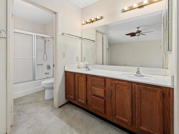 2992 Lexington Circle, Carlsbad CA 92010