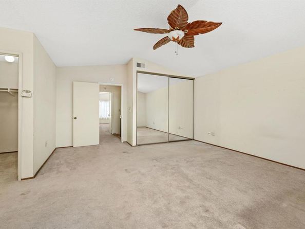 2992 Lexington Circle, Carlsbad CA 92010