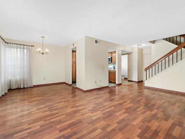 2992 Lexington Circle, Carlsbad CA 92010