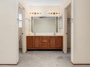 2992 Lexington Circle, Carlsbad CA 92010