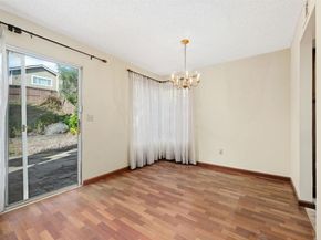 2992 Lexington Circle, Carlsbad CA 92010