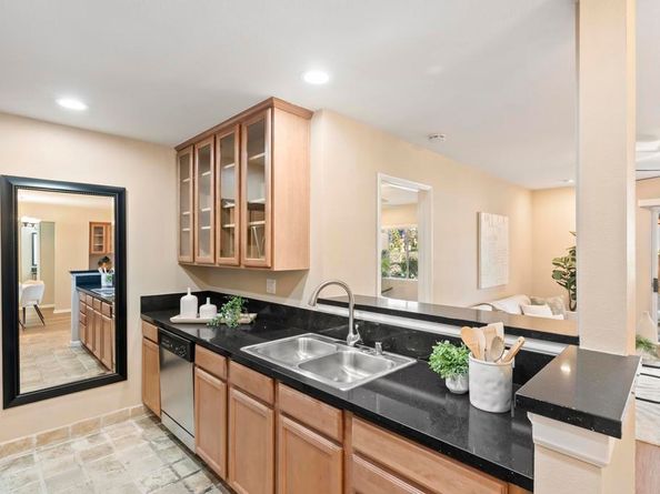 7130 Shoreline Drive 1103, San Diego CA 92122