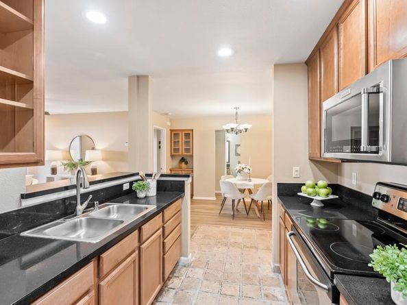 7130 Shoreline Drive 1103, San Diego CA 92122