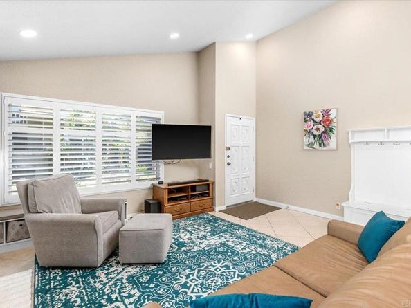 17544 Ashburton Rd, San Diego CA 92128