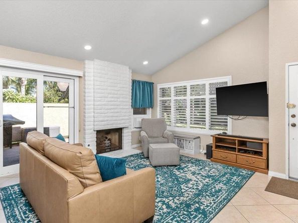 17544 Ashburton Rd, San Diego CA 92128