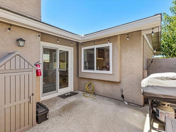 17544 Ashburton Rd, San Diego CA 92128