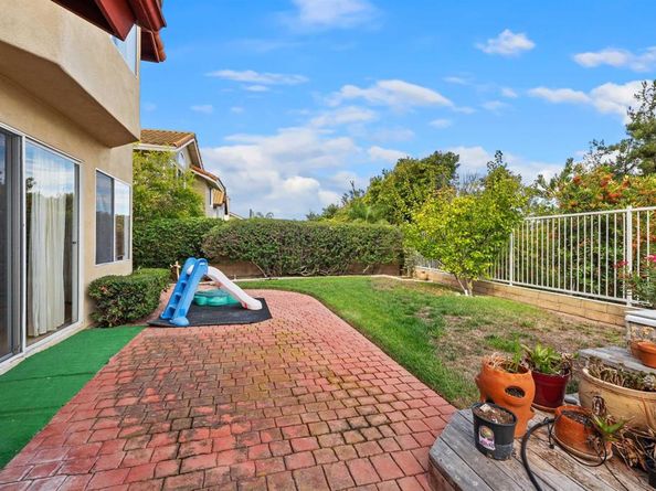 13894 Camino Del Suelo, San Diego CA 92129