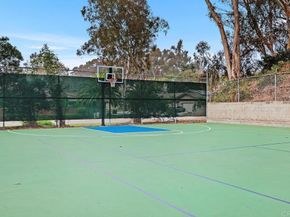 2062 Avenue Of The Trees, Carlsbad CA 92008