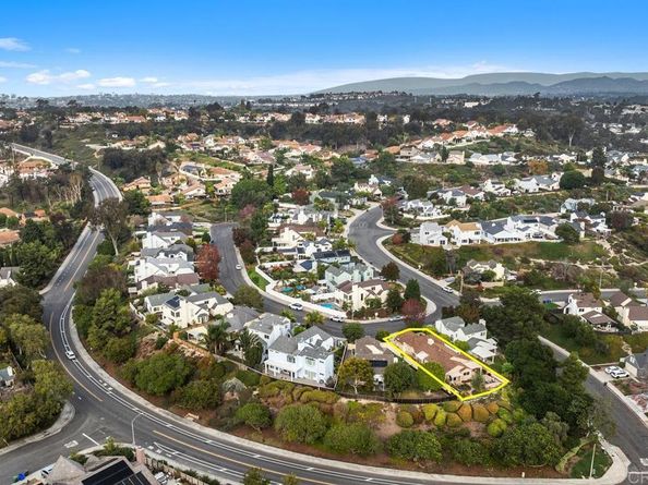 4459 Dorchester Place, Carlsbad CA 92010