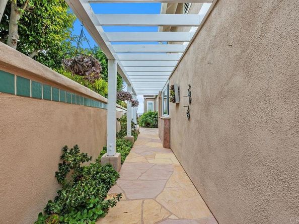 4459 Dorchester Place, Carlsbad CA 92010