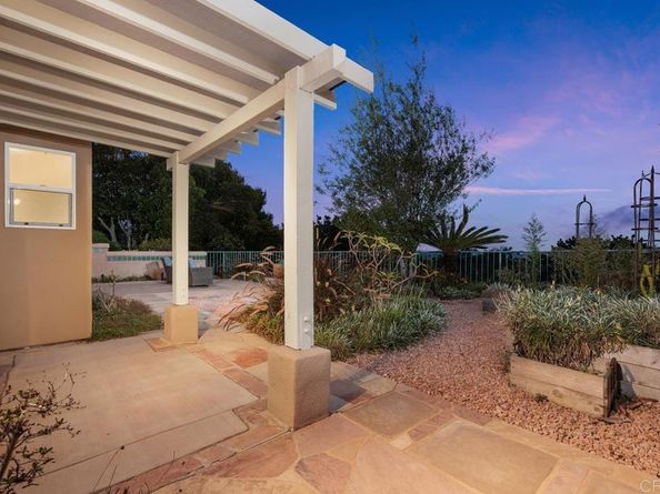 4459 Dorchester Place, Carlsbad CA 92010