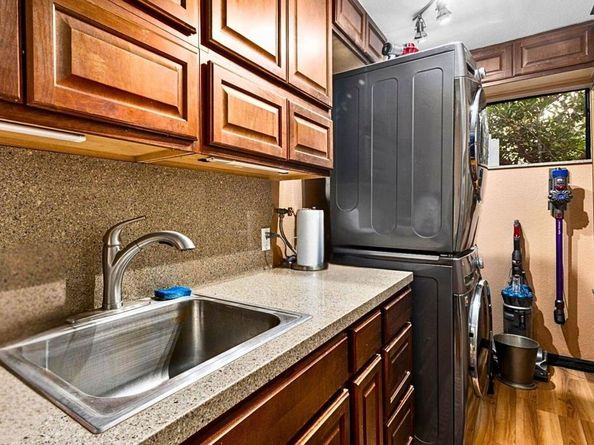 2930 Lawrence, San Diego CA 92106