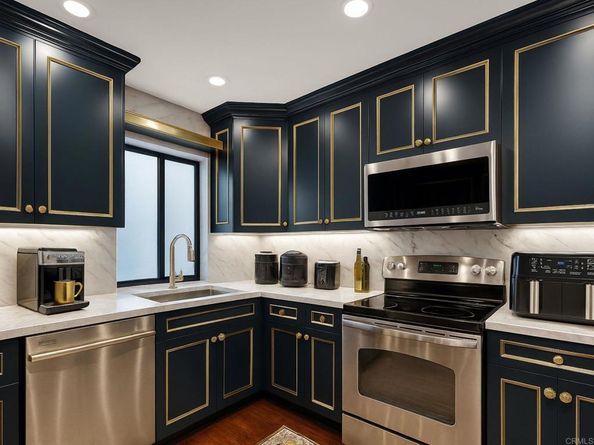 2930 Lawrence, San Diego CA 92106